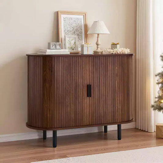 Mobile Bar/Credenza in Noce a Scanalature, Stile Mid-Century, con 2 Ante Scorrevoli