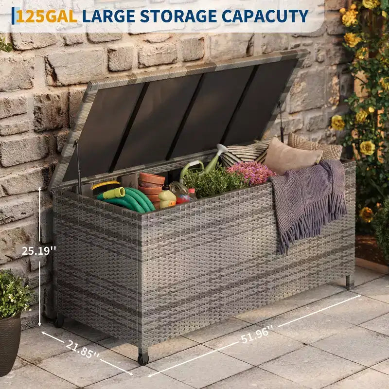 Baule da esterno marrone/grigio in PE rattan con ruote – 473 L, per 1 persona