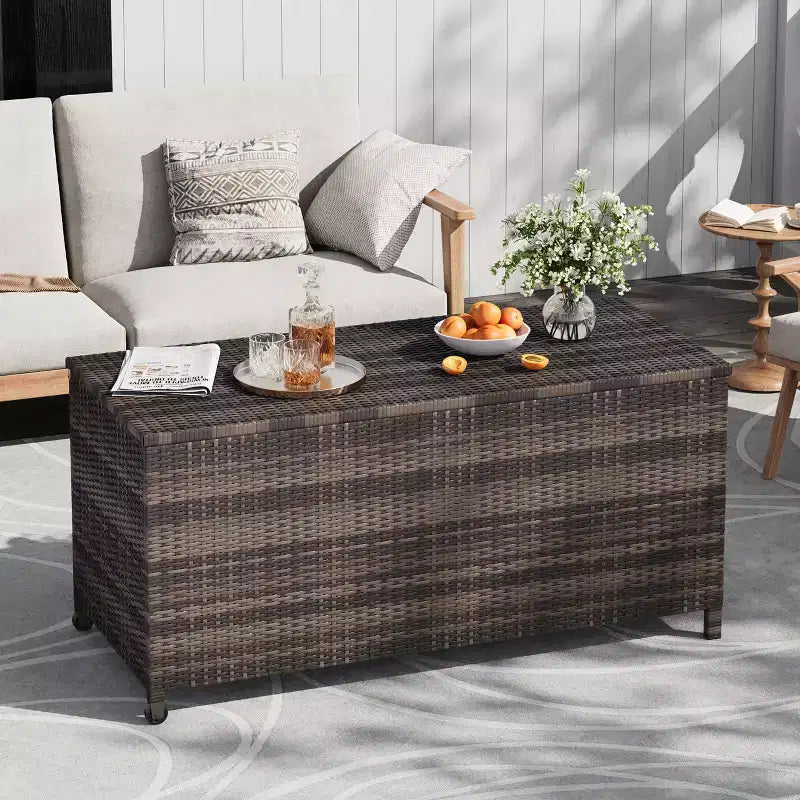 Baule da esterno marrone/grigio in PE rattan con ruote – 473 L, per 1 persona